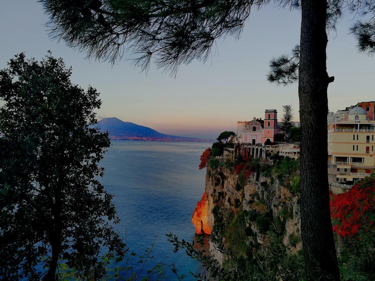Quintessenza - Sorrento Coast Rentroom Vico Equense Bagian luar foto